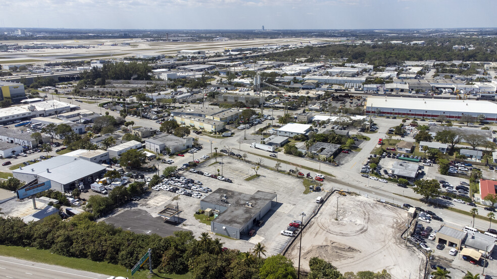 3100 S Federal Hwy, Fort Lauderdale, FL for sale - Building Photo - Image 2 of 7