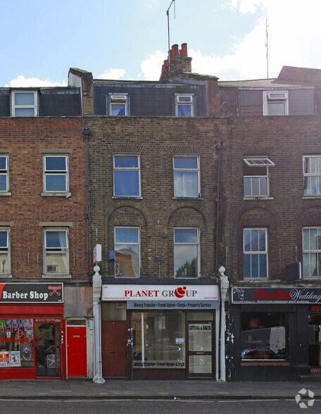 256 Bethnal Green Rd, London for sale - Building Photo - Image 1 of 1