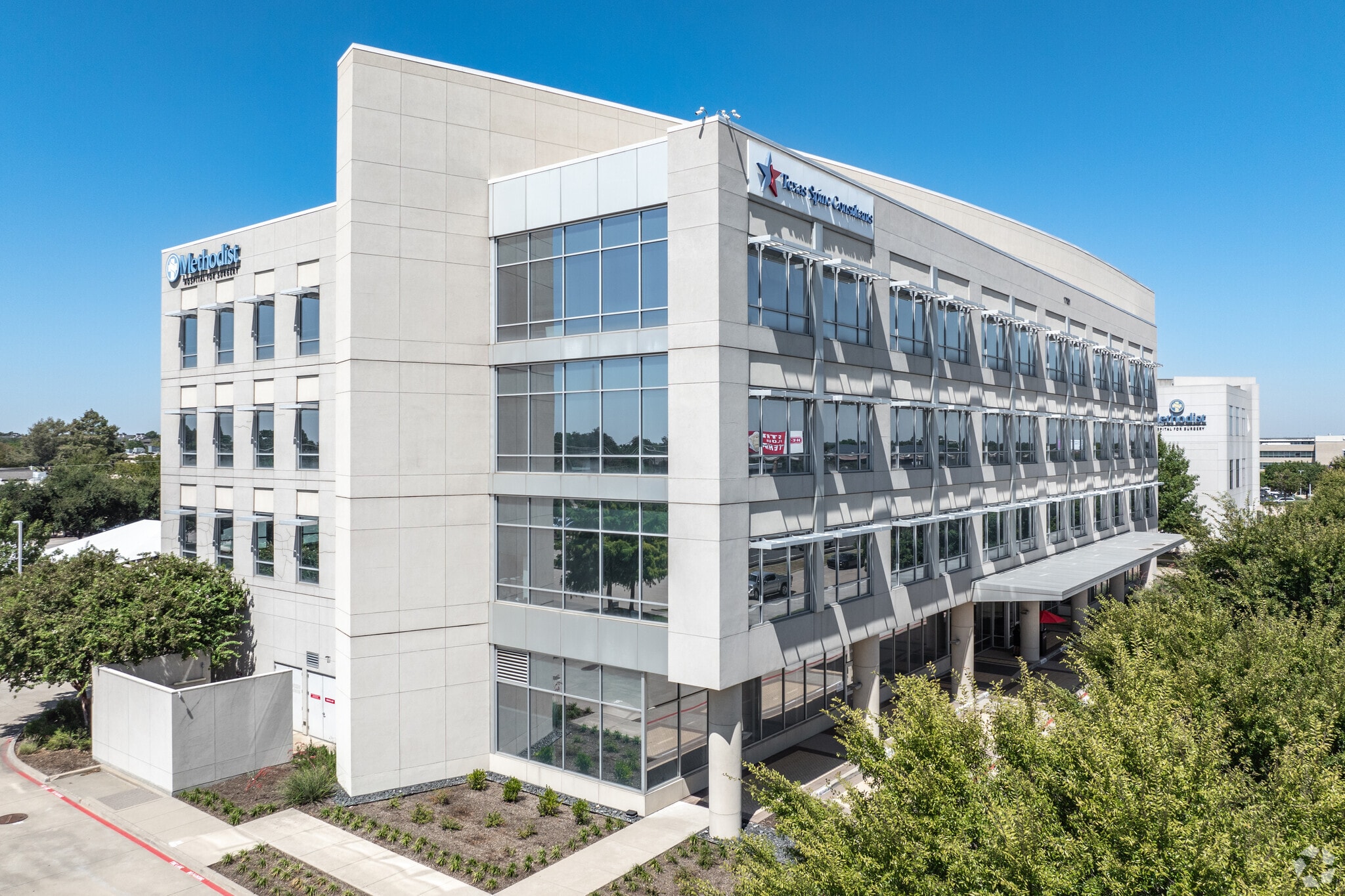 17051 N Dallas Pky, Addison, TX to rent Primary Photo- Image 1 of 14