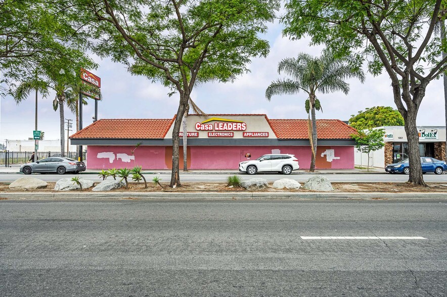 1855 Pacific Ave, Long Beach, CA for rent - Building Photo - Image 1 of 34