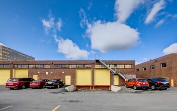 1550-1590 Rue Chabanel O, Montréal, QC to rent Building Photo- Image 2 of 4