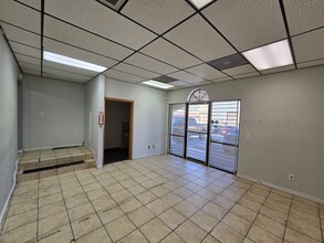 5320 Cameron St, Las Vegas, NV for rent Building Photo- Image 2 of 10