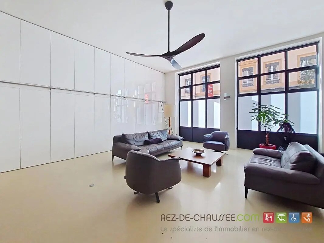 Build-to-Rent in Lyon for sale Building Photo- Image 1 of 11