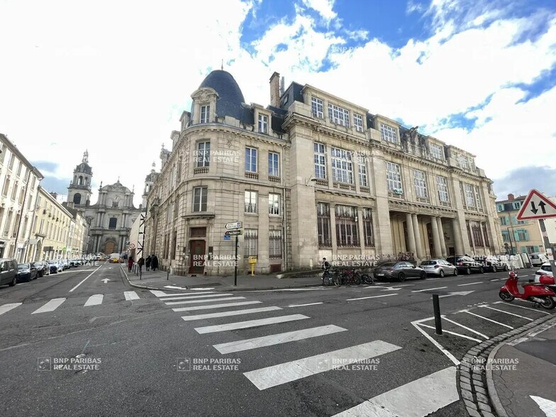Office in Nancy to rent - Primary Photo - Image 3 of 13