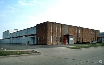 16545-16565 Eastland St, Roseville, MI for sale Building Photo- Image 1 of 1