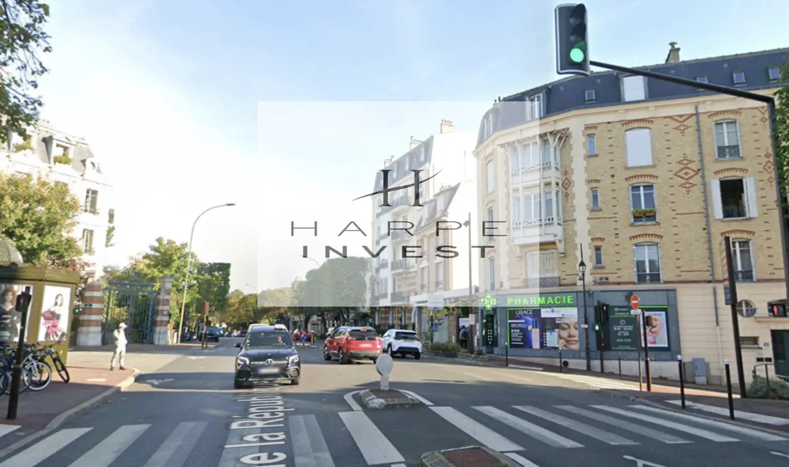 Retail in Saint-Cloud to rent Building Photo- Image 1 of 3