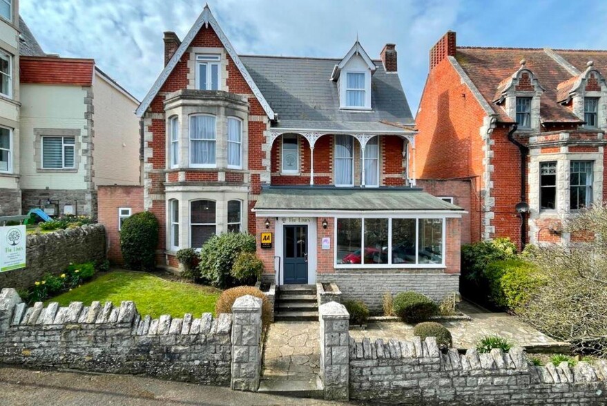 48 Park Rd, Swanage for sale - Primary Photo - Image 1 of 1