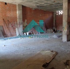 Retail in Cáceres, Cáceres to rent Interior Photo- Image 2 of 5