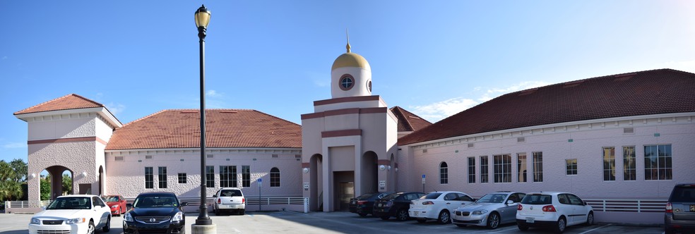 9010 Strada Stell Ct, Naples, FL to rent - Building Photo - Image 2 of 11