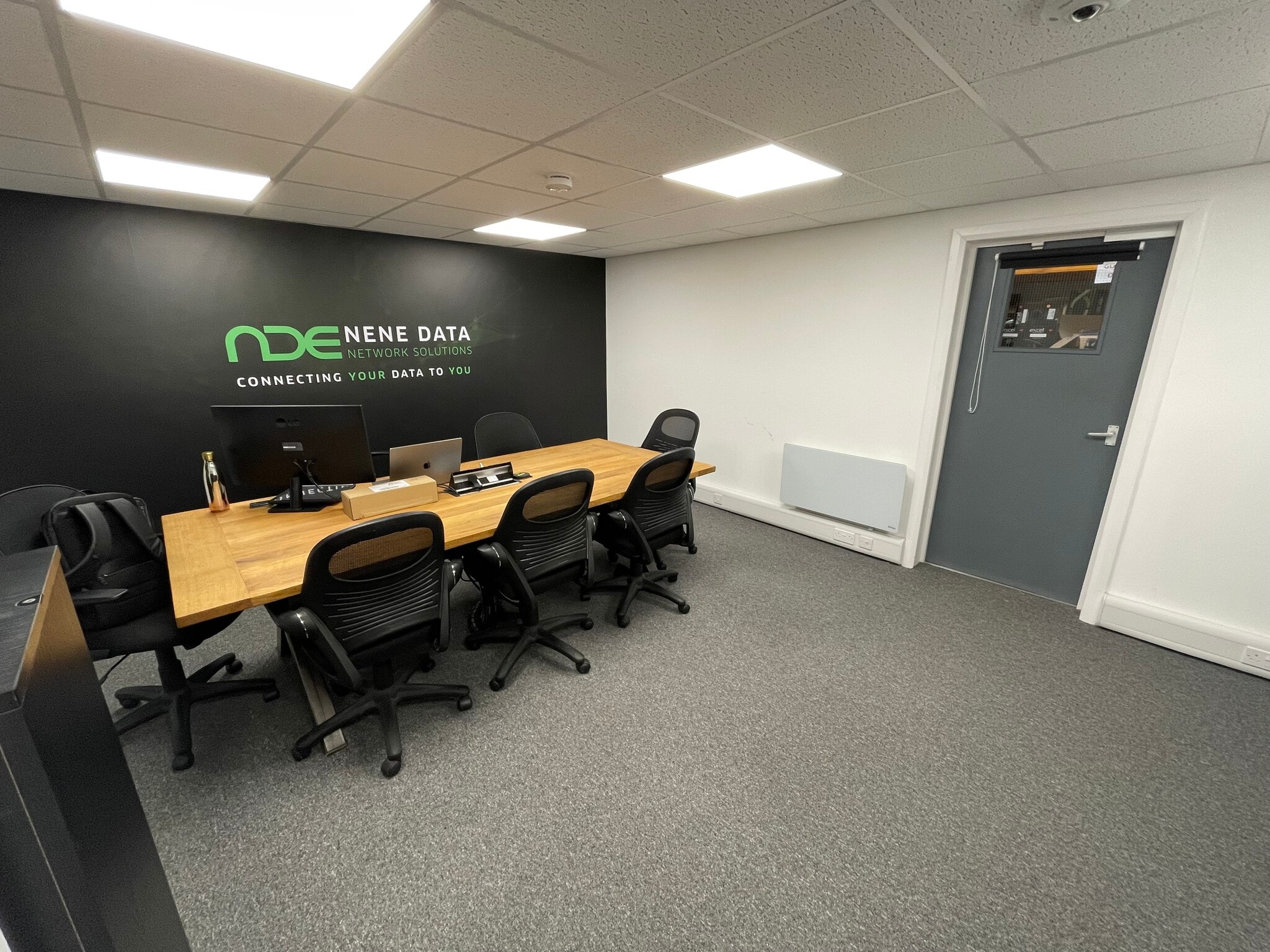 1 Owl Close, Northampton to rent Interior Photo- Image 1 of 2
