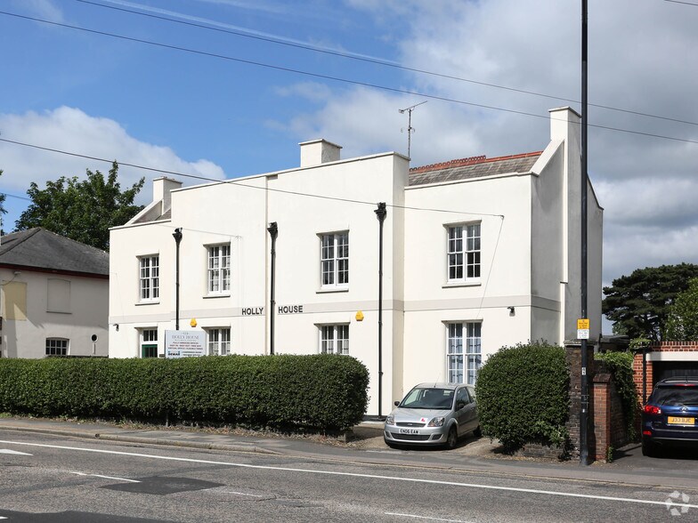 220-224 New London Rd, Chelmsford to rent - Building Photo - Image 2 of 3