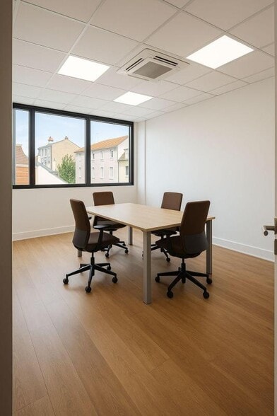 Office in Ivry-sur-Seine to rent - Interior Photo - Image 3 of 6