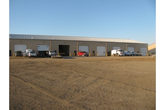 5051 Owan Industrial Park Dr, Williston, ND for rent - Primary Photo - Image 1 of 8