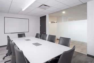 1 Battery Park Plz, New York, NY to rent Interior Photo- Image 1 of 11