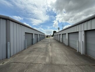 More details for 1420 S 21st St, Nederland, TX - Specialist for Sale