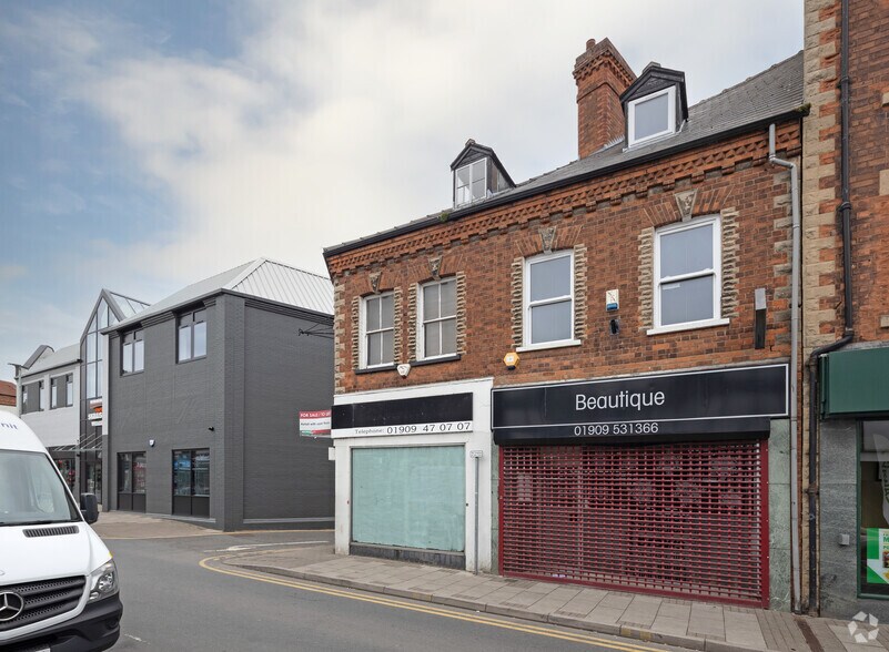 19 Bridge Pl, Worksop to rent - Building Photo - Image 3 of 5