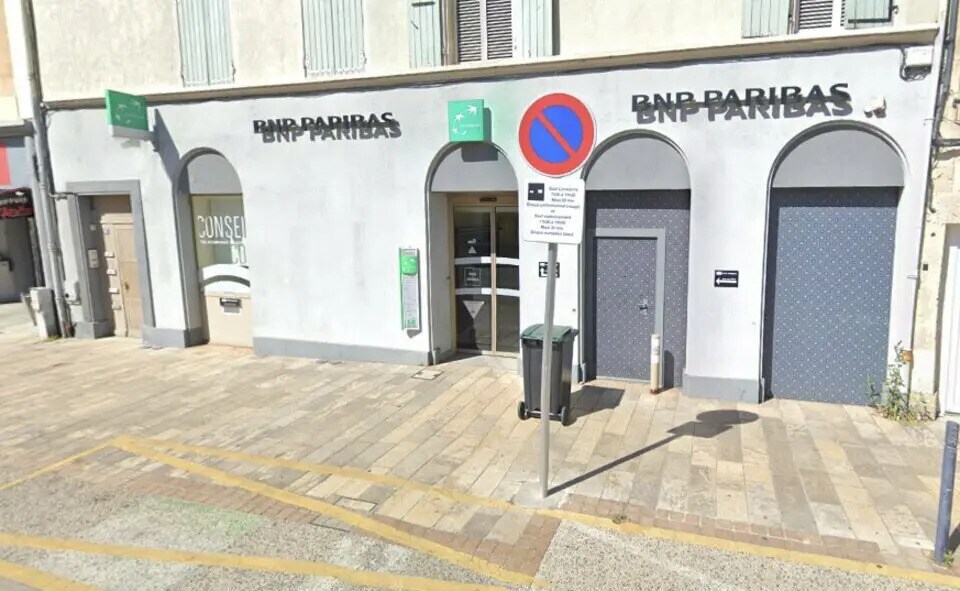 Location Commerce 140 m² - Photo 1