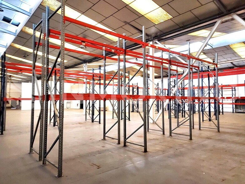 Industrial in Riba-roja de Túria, Valencia for sale - Interior Photo - Image 3 of 9