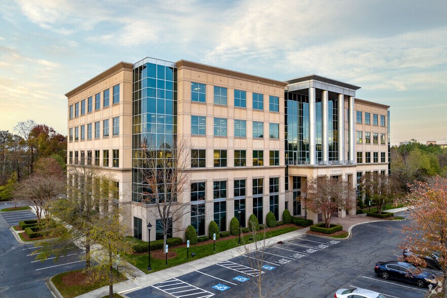 13830 Ballantyne Corporate Pl, Charlotte, NC to rent - Building Photo - Image 1 of 9