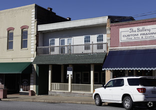 177 N Main St, Rutherfordton, NC for sale Primary Photo- Image 1 of 1