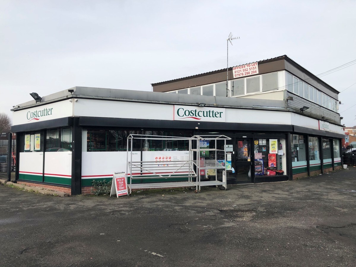 341 Dudley Port, Tipton DY4 7PP UK