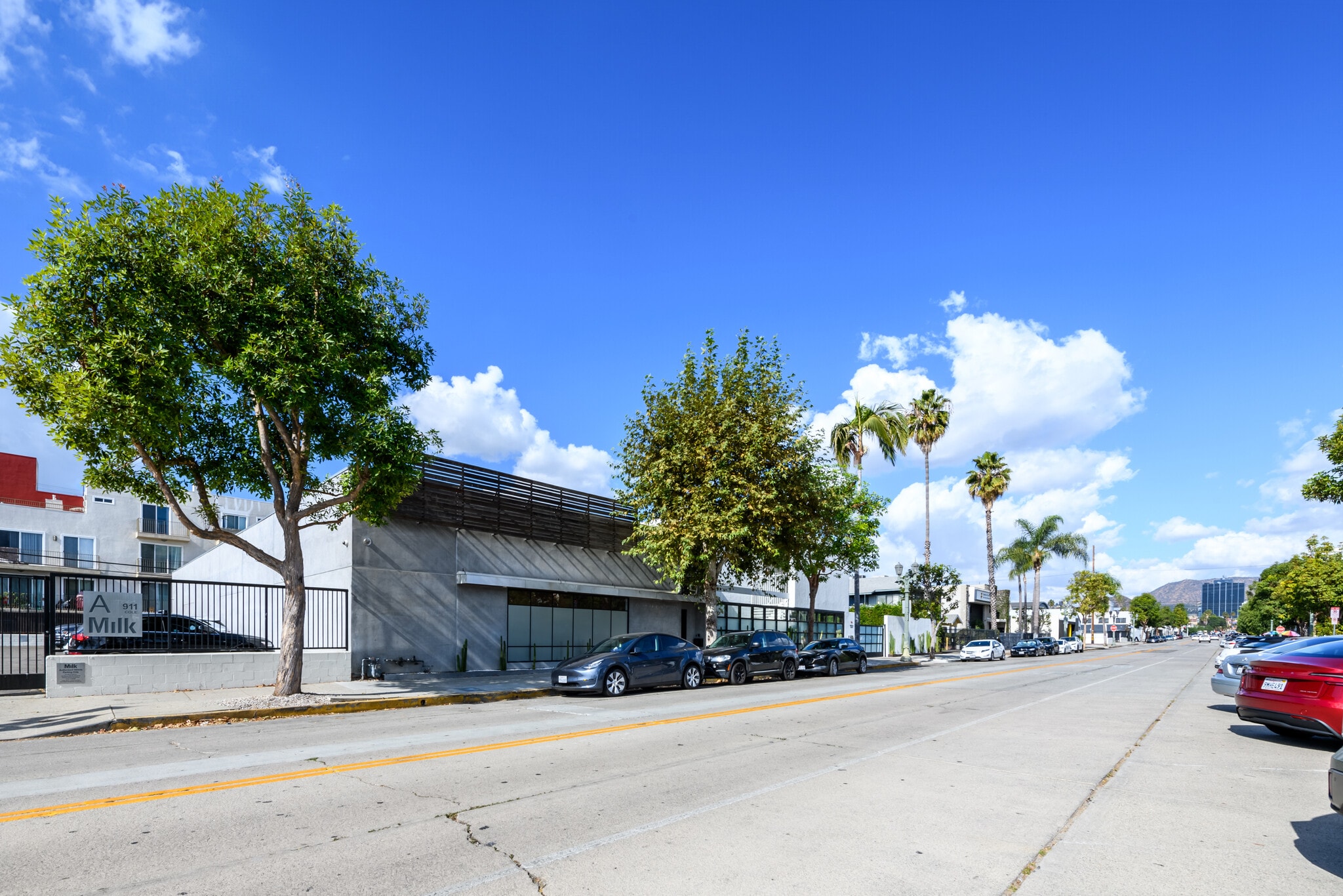 923 Cole Ave, Los Angeles, CA for sale Building Photo- Image 1 of 16