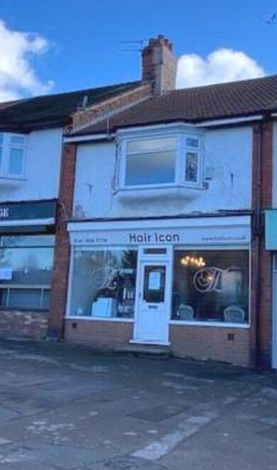 124 Moss Ln, Altrincham for sale Primary Photo- Image 1 of 1