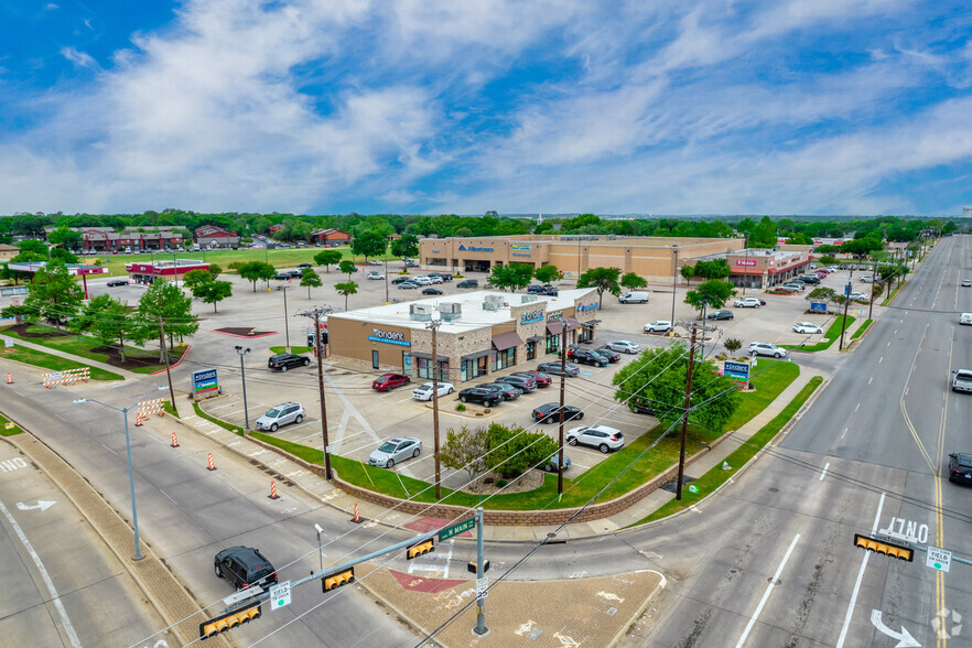 1201 N Main St, Euless, TX for rent - Aerial - Image 2 of 3