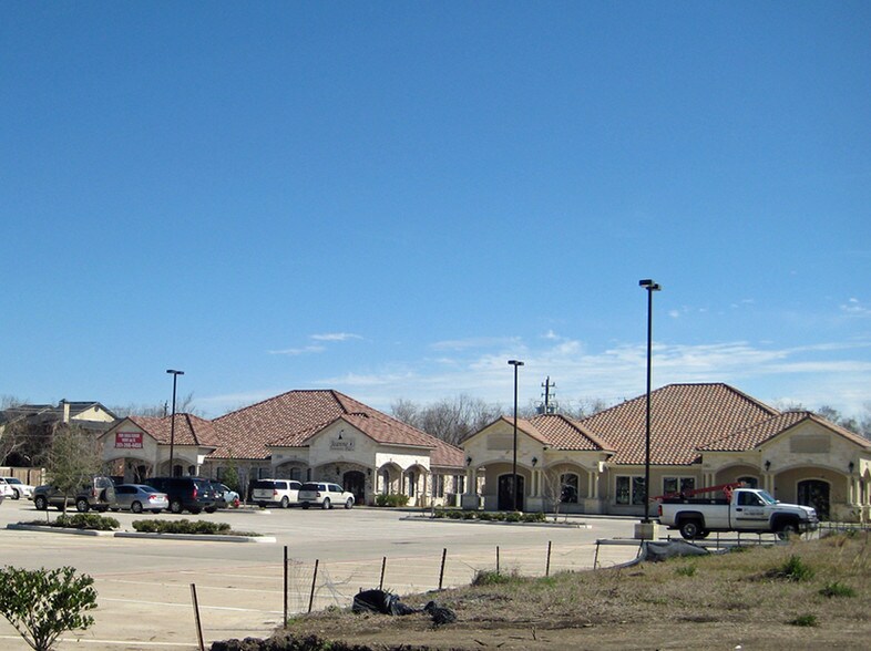 300 E Medical Center Blvd, ster 77598 Baybrook Medical Condos