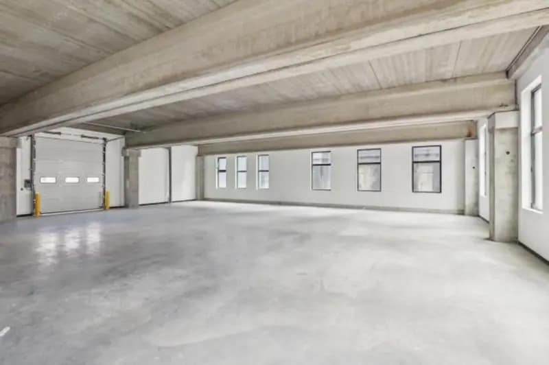 Avenue De La Commune De Paris, Nanterre to rent - Building Photo - Image 2 of 10