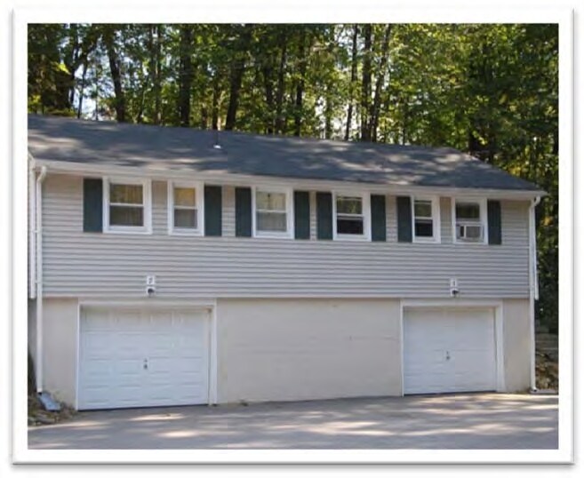 UCONN OffCampus Student Housing Storrs Mansfield, CT for Sale