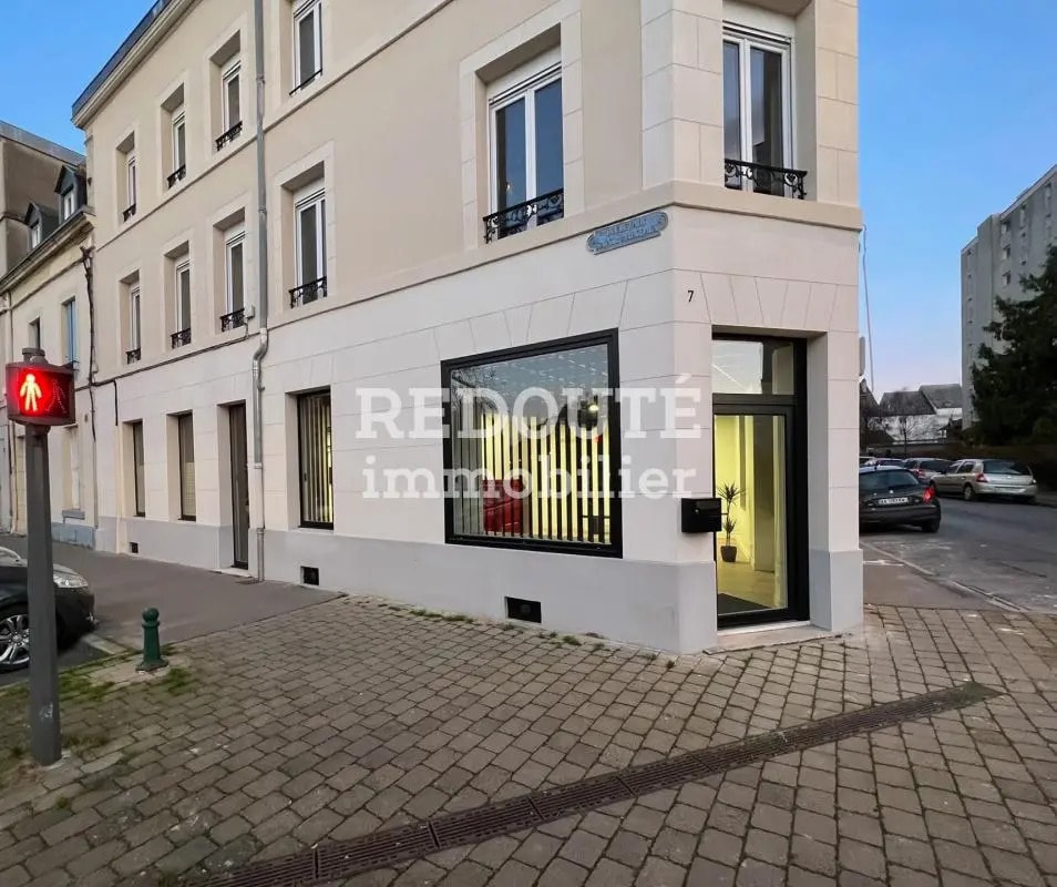 Location Commerce 38 m² - Photo 1