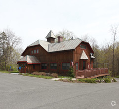 242 Pittsfield Rd, Lenox, MA for sale Building Photo- Image 1 of 39