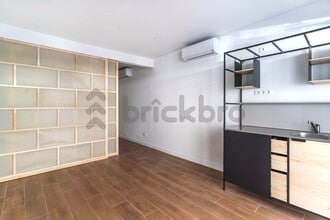 Retail in Barcelona, Barcelona to rent Interior Photo- Image 2 of 24