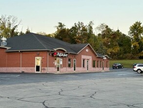 453 Valley Brook Rd, Canonsburg, PA for rent Building Photo- Image 1 of 3