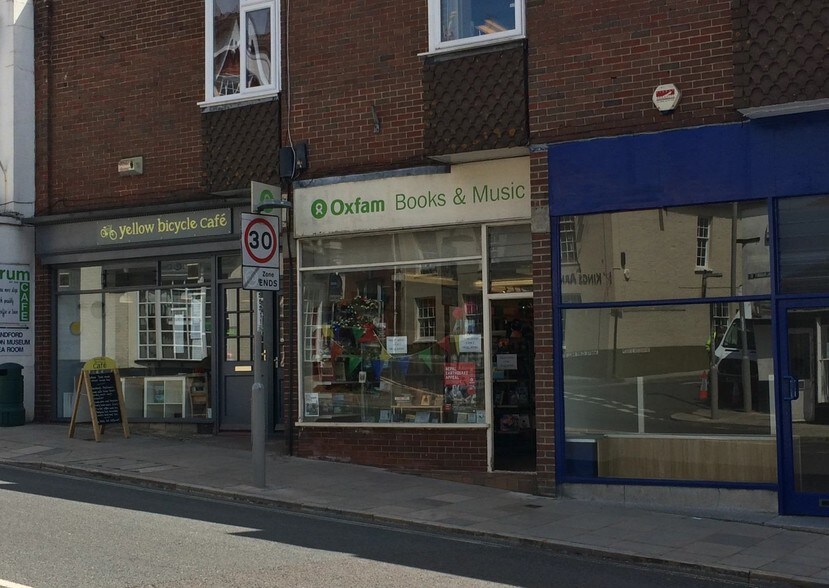 30 Salisbury St, Blandford Forum for sale - Primary Photo - Image 1 of 1