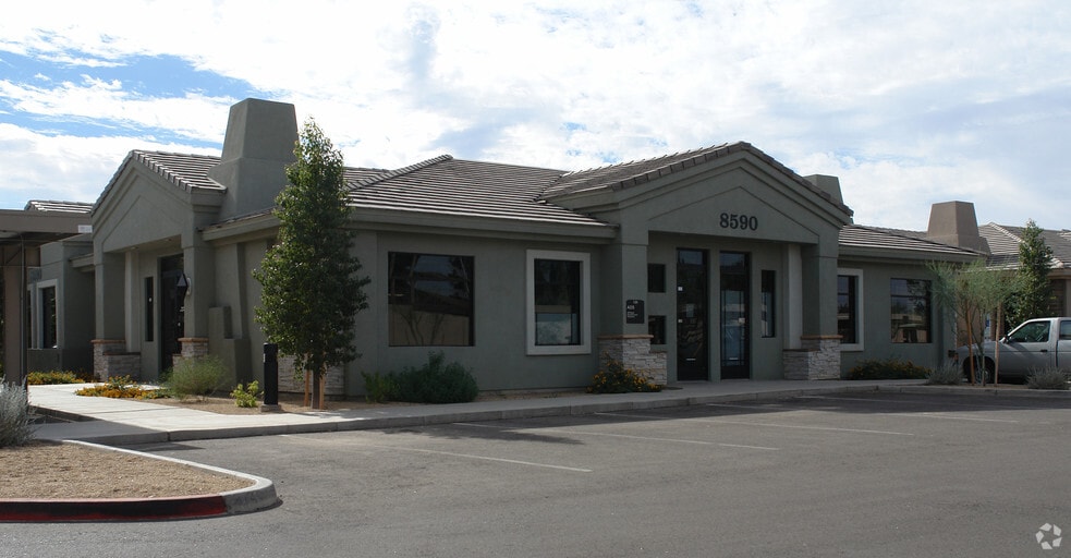 8590 E Shea Blvd, Scottsdale, AZ 85260 UK