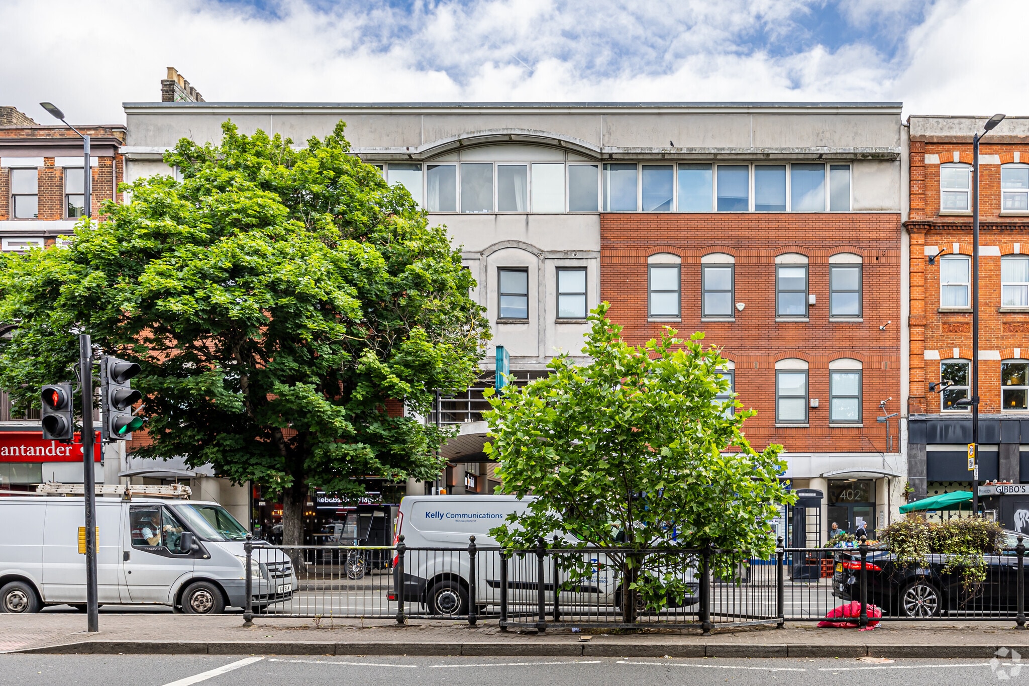 Holloway Rd, London to rent Primary Photo- Image 1 of 6