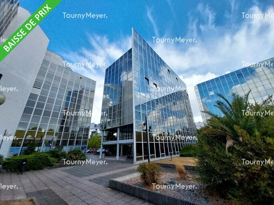 Office in Toulouse to rent Building Photo- Image 1 of 13
