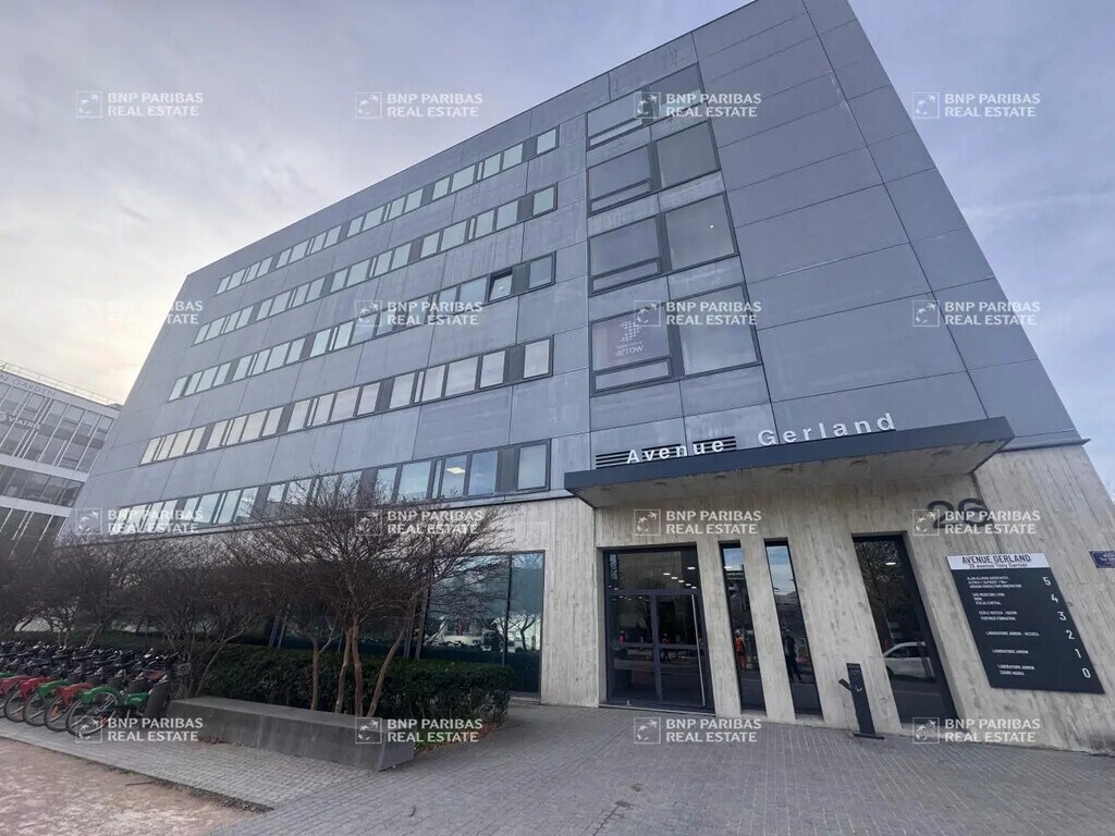 Vente Bureaux 374 m² - Photo 1