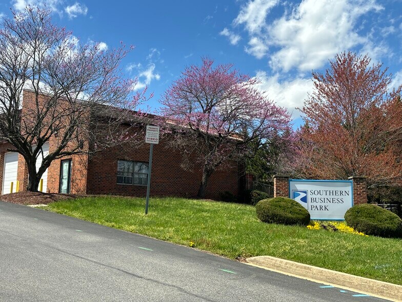 4400 Southern Business Park Dr, White Plains, MD for sale - Building Photo - Image 1 of 1
