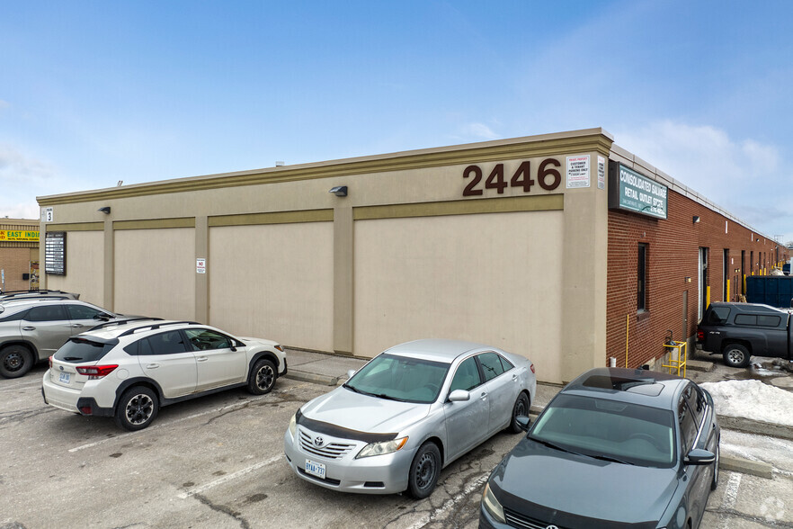 2446 Cawthra Rd, Mississauga, ON for rent - Building Photo - Image 2 of 4