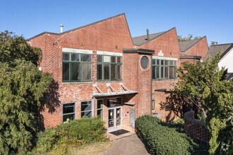 701 Kenmore Ave, Fredericksburg, VA for rent Building Photo- Image 1 of 14