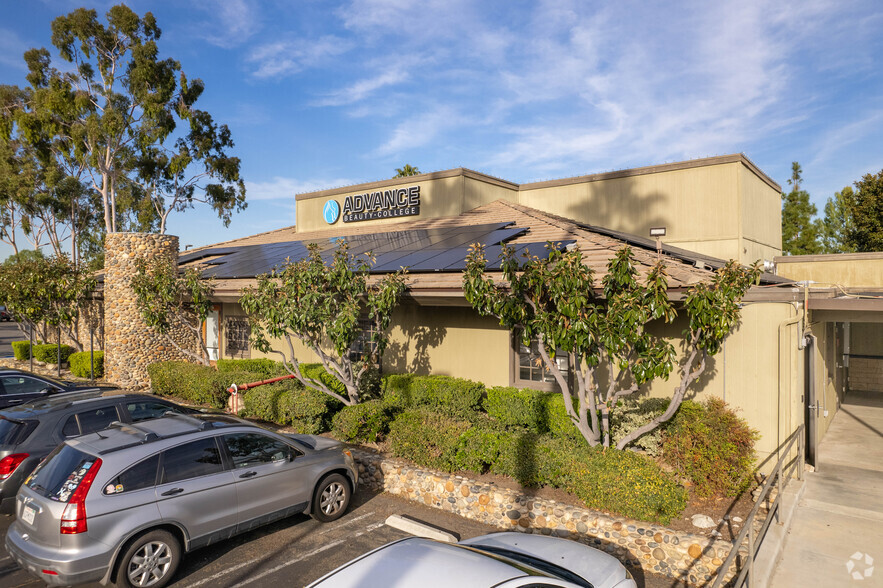 25232-25334 Mcintyre St, Laguna Hills, CA for rent - Building Photo - Image 2 of 35