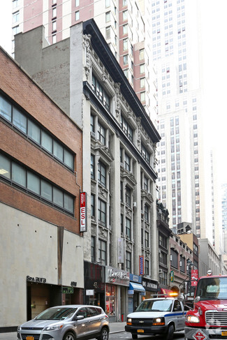 More details for 43-47 W 33rd St, New York, NY - Retail for Rent