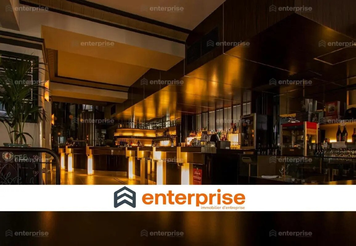 Retail in Amiens for sale Building Photo- Image 1 of 2