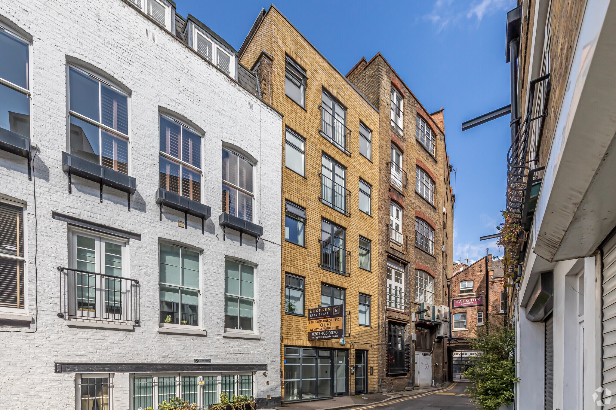 13 Hatton Pl, London to rent Primary Photo- Image 1 of 9