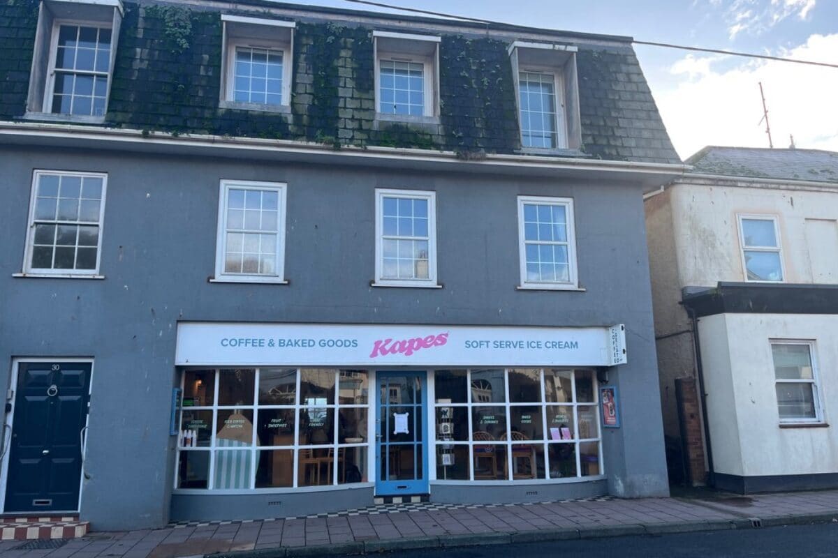 30 Fore St, Budleigh Salterton to rent Building Photo- Image 1 of 2