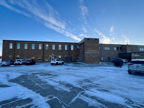 1407 24th Ave S, Grand Forks, ND for rent Building Photo- Image 1 of 9