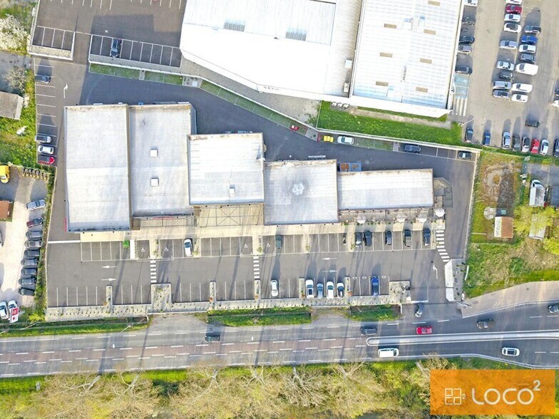 161 Route De Paris, Fenouillet to rent - Aerial - Image 3 of 3